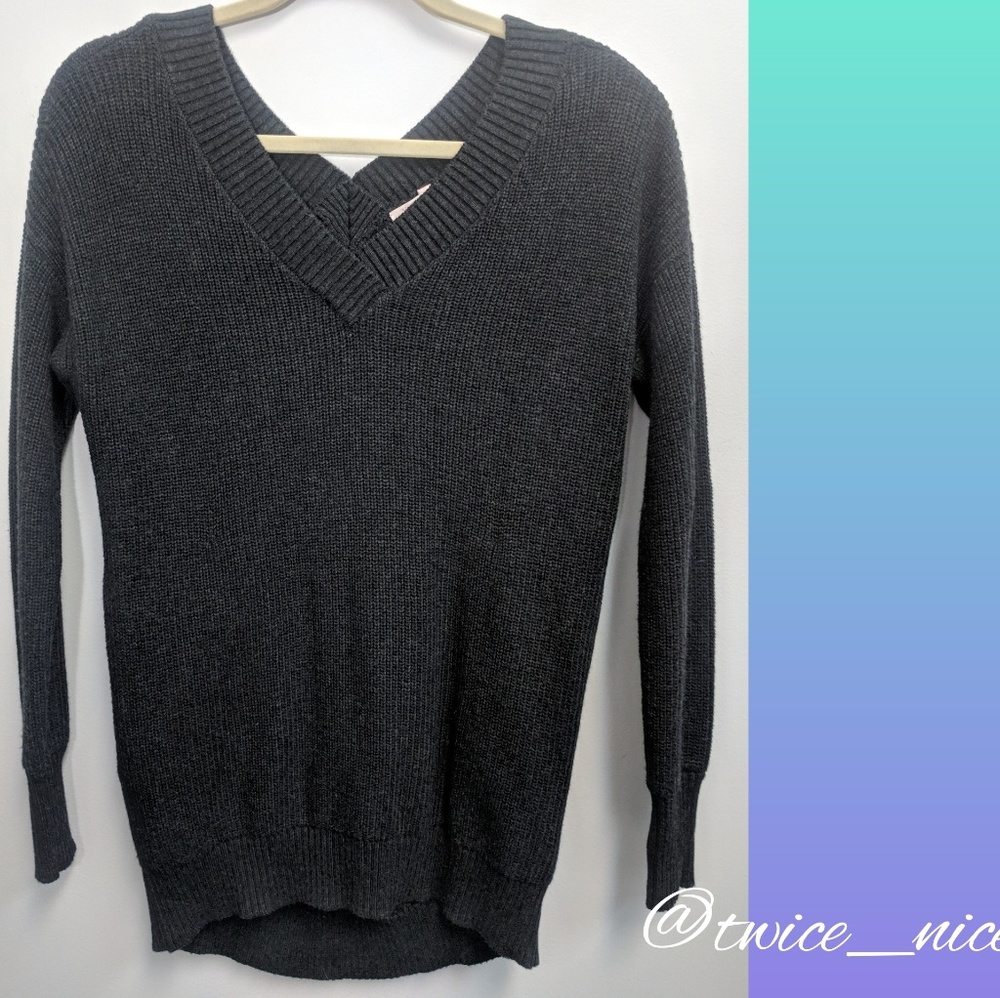 Victoria Secret Knit Sweater Size XS